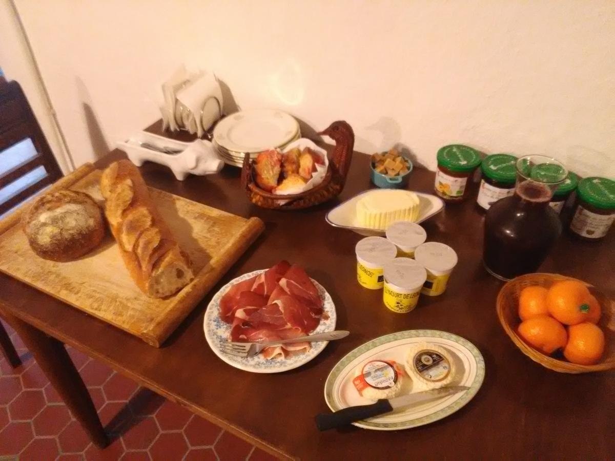 Bed and Breakfast Le Vin De L'Ete Ponet-et-Saint-Auban Exteriér fotografie